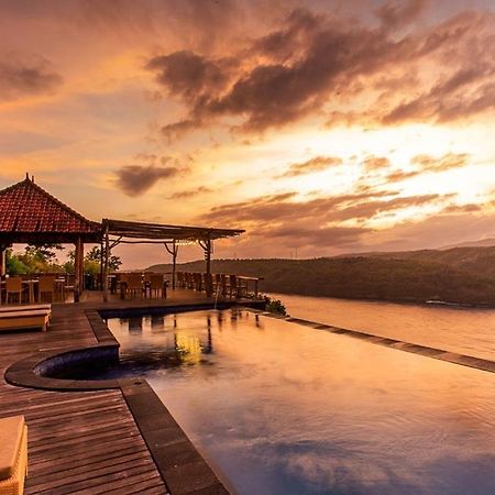 Ceningan Cliff Cottages นูซาเลมโบงัน ภายนอก รูปภาพ